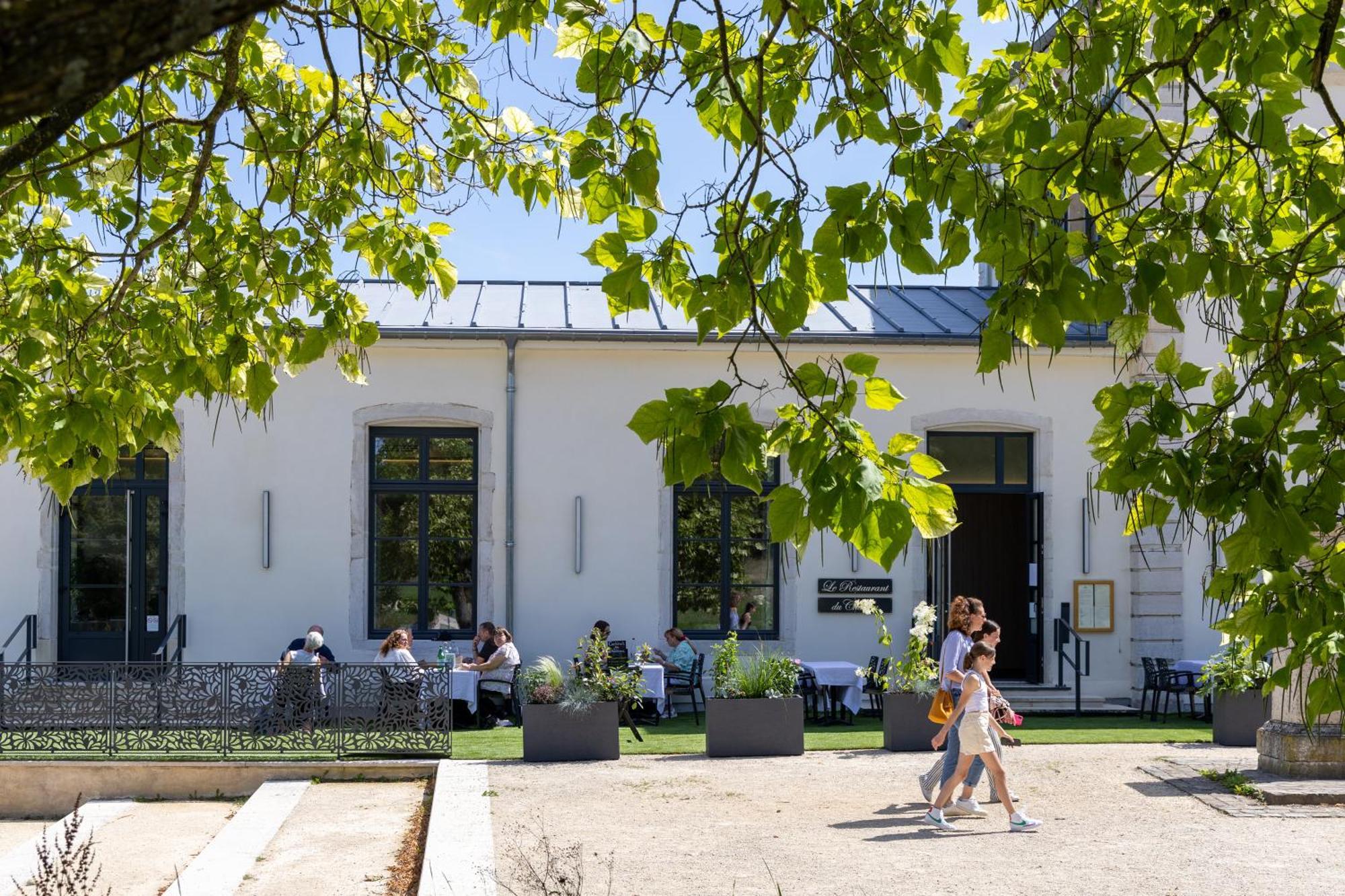 Hotel Du Chateau Villers-les-Nancy ภายนอก รูปภาพ